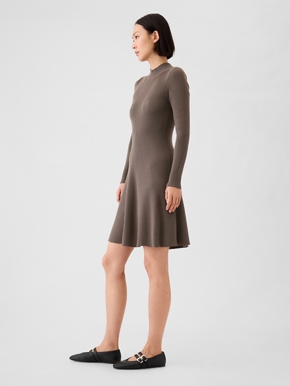 NWOT - GAP Mockneck Rib Sweater Mini Dress in Plymouth Rock Brown - Size LP - Picture 2 of 6
